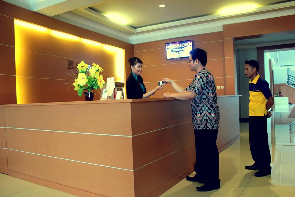 Raja Residence Jambi Exterior foto